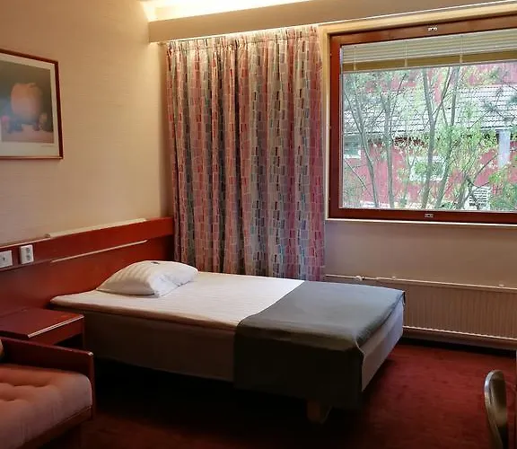 酒店 Hotel Jaemsae Jämsä